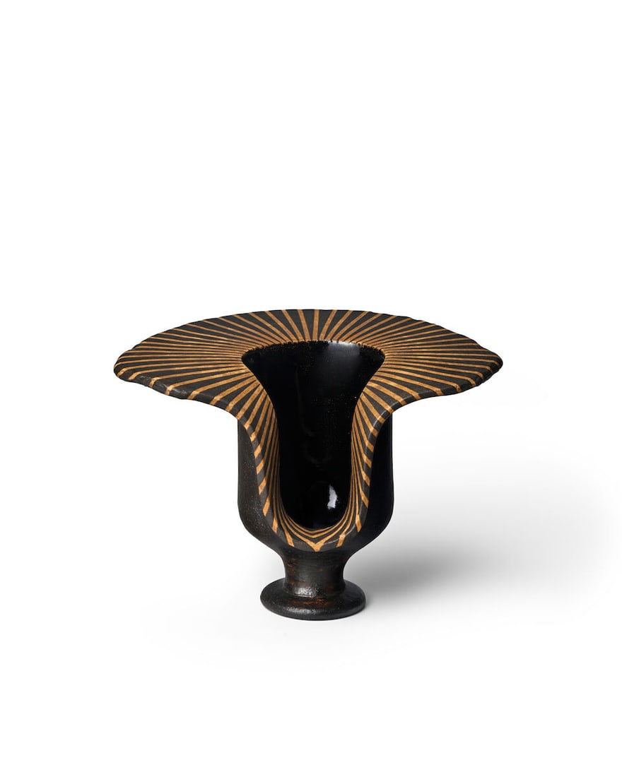 YANAGIHARA MUTSUO 柳原睦夫 (1934-2018) A Glazed Stoneware Sculptural For...: YANAGIHARA MUTSUO 柳原睦夫 (1934-2018) A Glazed Stoneware Sculptural Form Heisei era (1989-2019), 2012 The black-glazed form shaped as an usubata (wide-shouldered) vase but wit