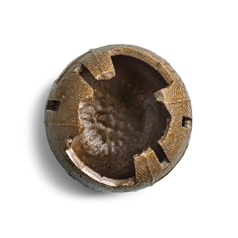 KAKUREZAKI RYŪICHI 隠崎隆一 (B.1950) Shin'In (Resonant Core) Bizen ... - 2