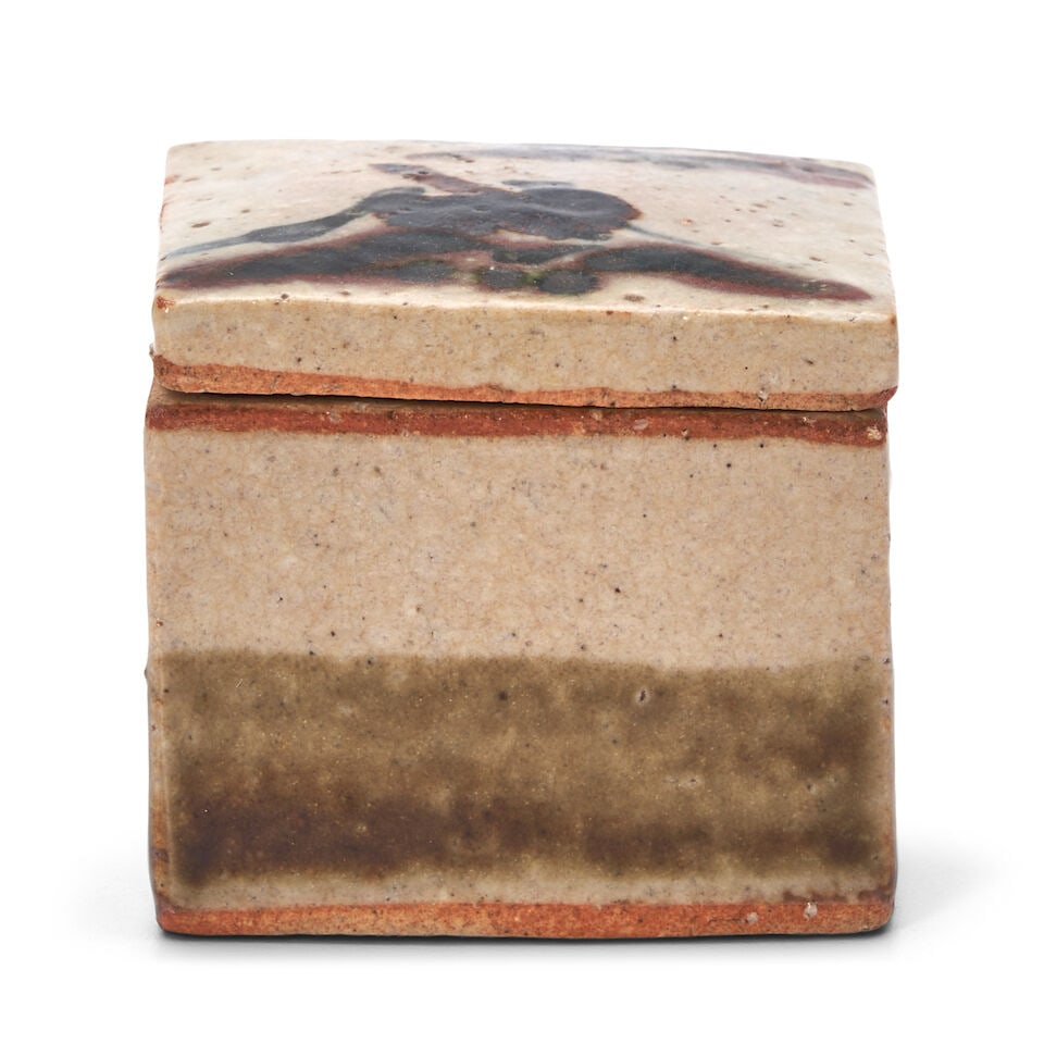 KAWAI KANJIRŌ 河井寛次郎 (1890-1966) A Small Covered Stonewar...: KAWAI KANJIRŌ 河井寛次郎 (1890-1966) A Small Covered Stoneware Box Showa era (1926-1989), circa 1950s The cuboid box with a very slightly domed cover, the creamy