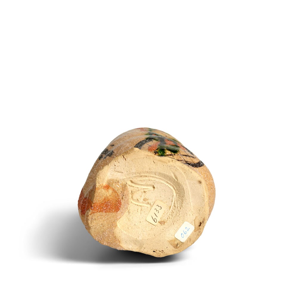 SUZUKI GORŌ 鈴木五郎 (B.1941) An Oribe-Style Tokkuri (Sake Bottle) ... - 2