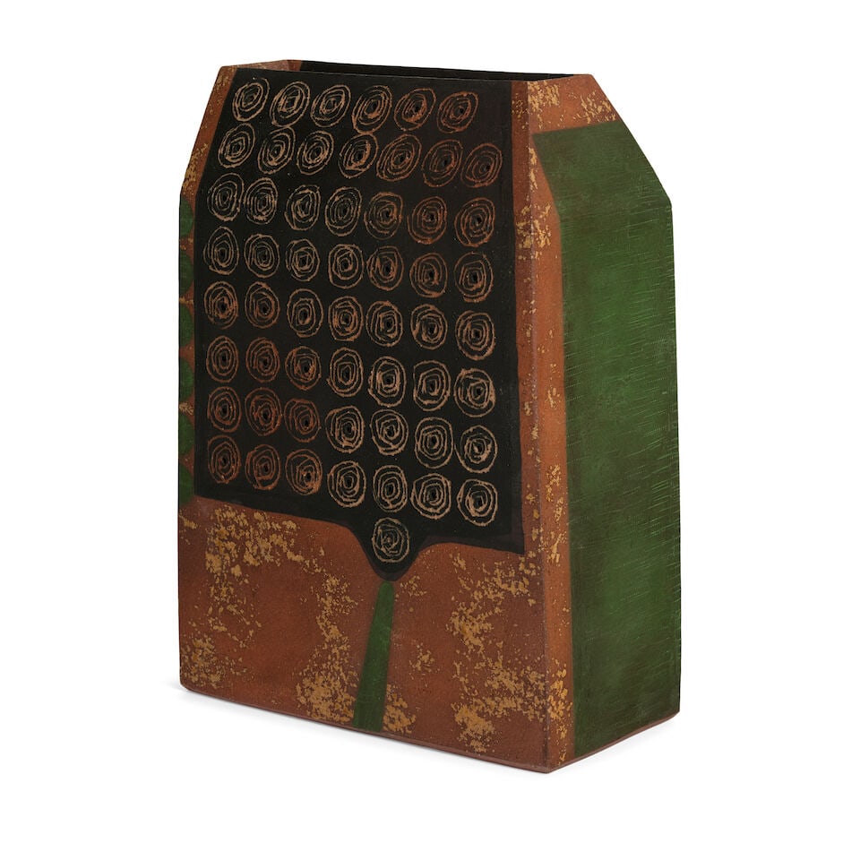 MORINO TAIMEI 森野泰明 (B.1934) A Large and Published Rokusai Kurode (Gr...: MORINO TAIMEI 森野泰明 (B.1934) A Large and Published Rokusai Kurode (Green Glaze and Black Slip) Stoneware Henko (Flat Flask) Jar Heisei era (1989-2019), 1991 Slab built and o