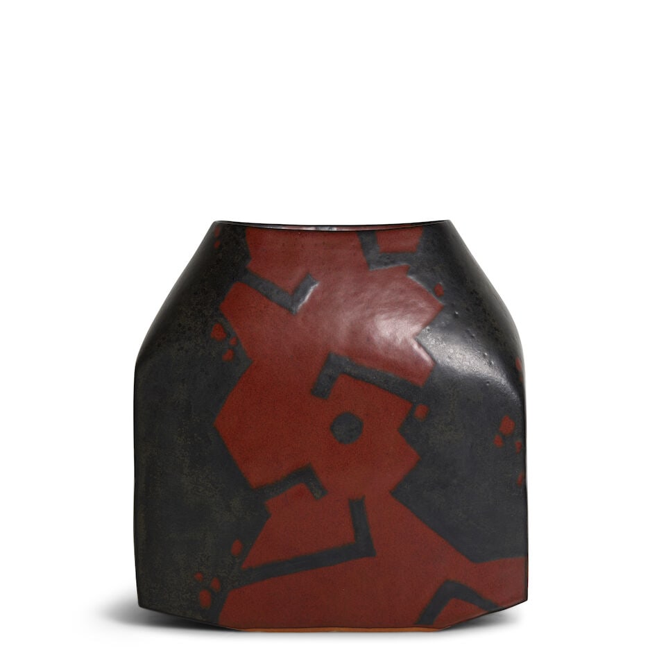 MORINO TAIMEI 森野泰明 (B.1934) A Rust-Red Iron-Glazed jar Heisei era (1...: MORINO TAIMEI 森野泰明 (B.1934) A Rust-Red Iron-Glazed jar Heisei era (1989-2019), 21st century Slab-built stoneware, painted in iron-red and black glaze, signed Taimei on