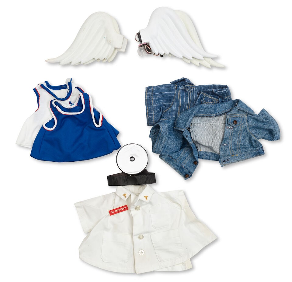 Energizer: A Remote-Control Energizer Bunny, Mid-1990s, - 3