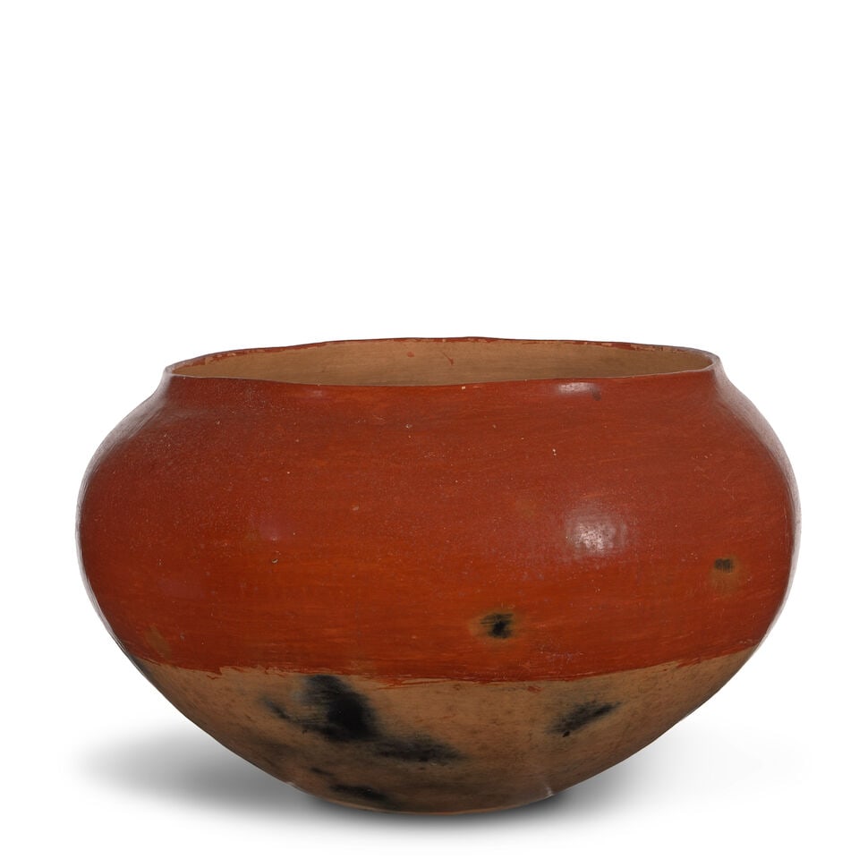 A Ohkay Owingeh (San Juan) polished redware bowl - 3