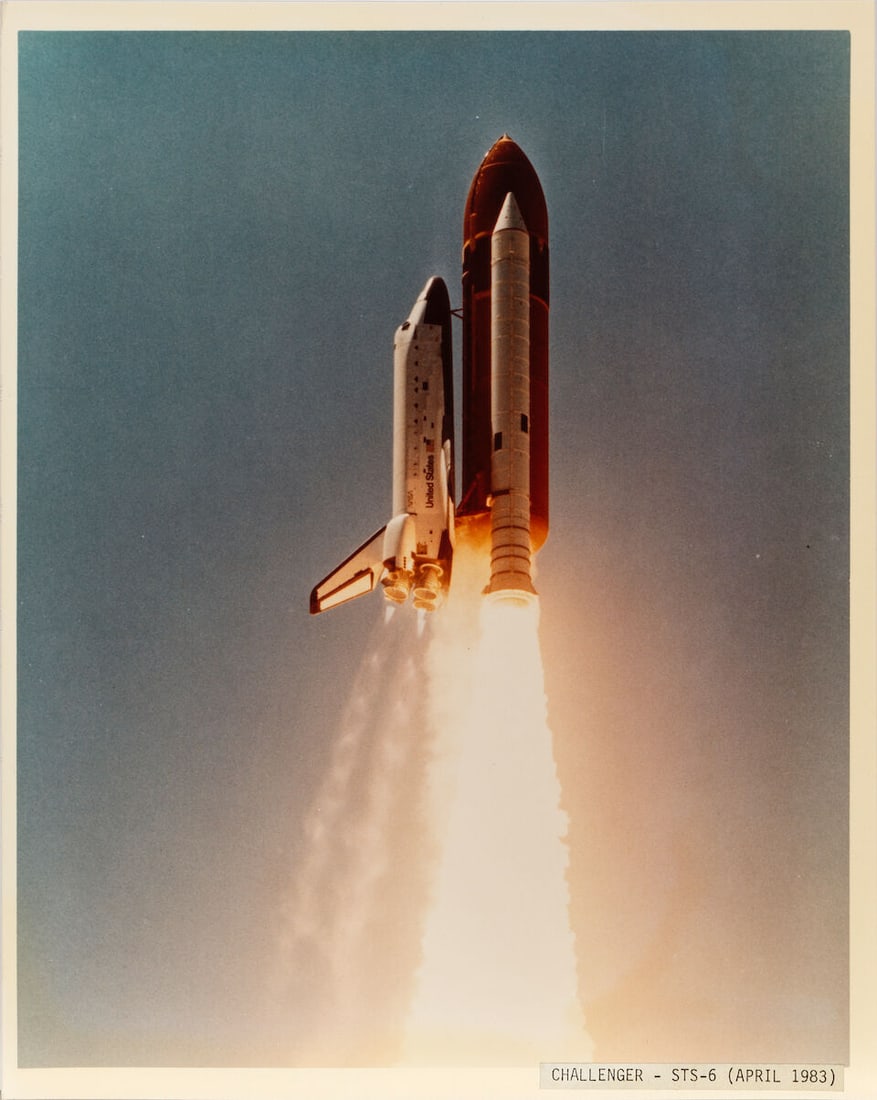 SPACE PHOTOGRAPHY. Photograph album, containing 29 photographs, most chromogenic prints, most 8 ... - 5