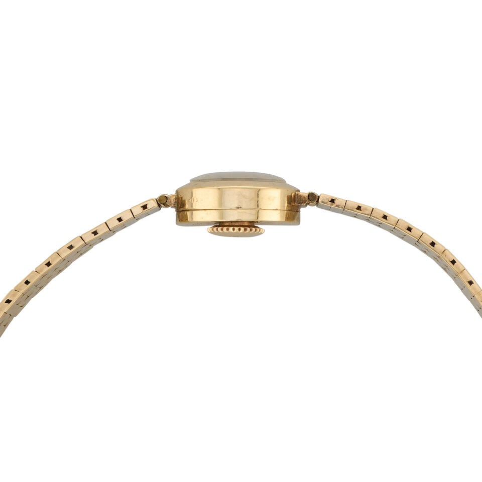 Jaeger-LeCoultre. A lady's 9K gold manual wind bracelet watch London Hallmark for 1959 - 2