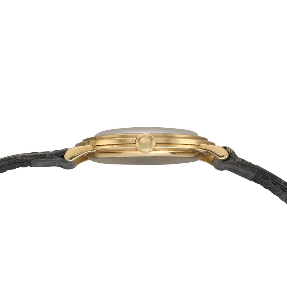 LeCoultre. A 14K gold manual wind wristwatch Ref: 485-893, Circa 1959 - 2