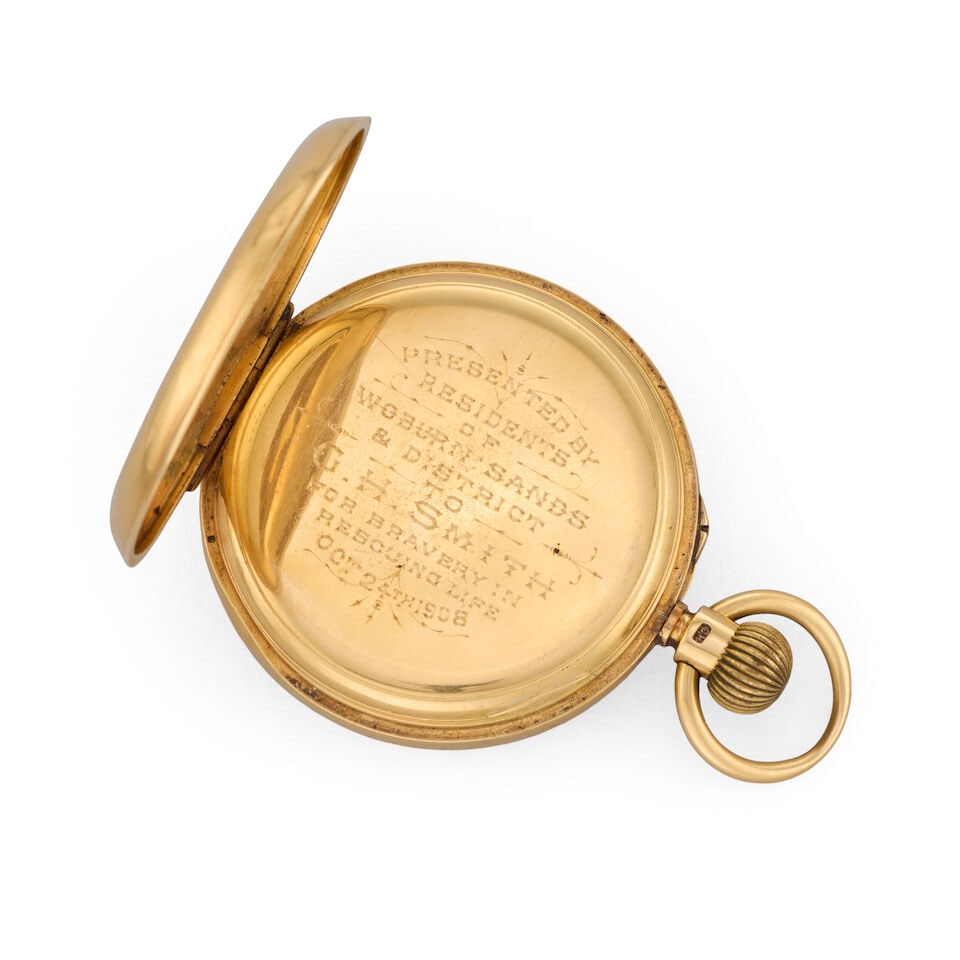 An 18K gold keyless wind open face pocket watch Chester Hallmark for 1908 - 2