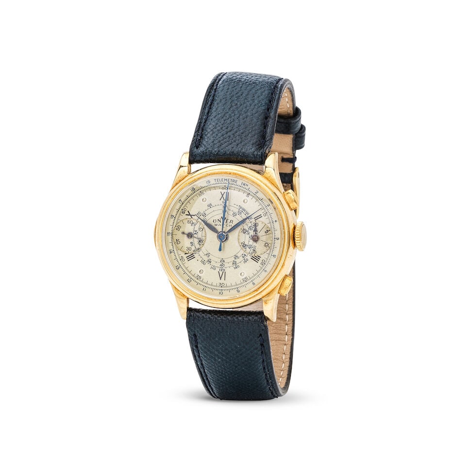 Unver. An 18K gold manual wind chronograph wristwatch with snail scale Unver. Chronographe brace...: Unver. An 18K gold manual wind chronograph wristwatch with snail scale Unver. Chronographe bracelet en or jaune 18K (750) mouvement mécanique Date: Circa 1940 Movement: Jewelled manual wind Dial: