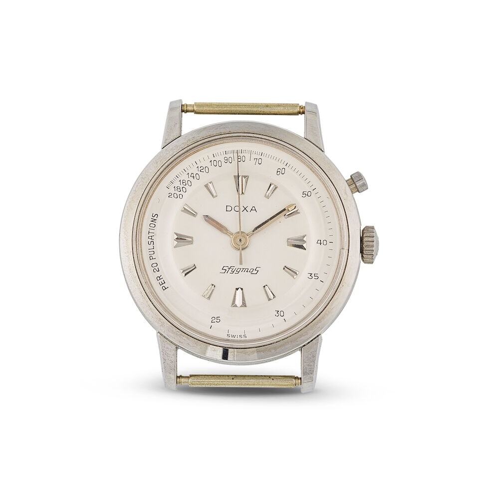 Doxa. A stainless steel manual wind single button chronograph wristwatch Doxa. Chronographe brac...: Doxa. A stainless steel manual wind single button chronograph wristwatch Doxa. Chronographe bracelet monopoussoir en acier mouvement mécanique Model: Sfygmos Date: Circa 1970 Movement: Jewelled
