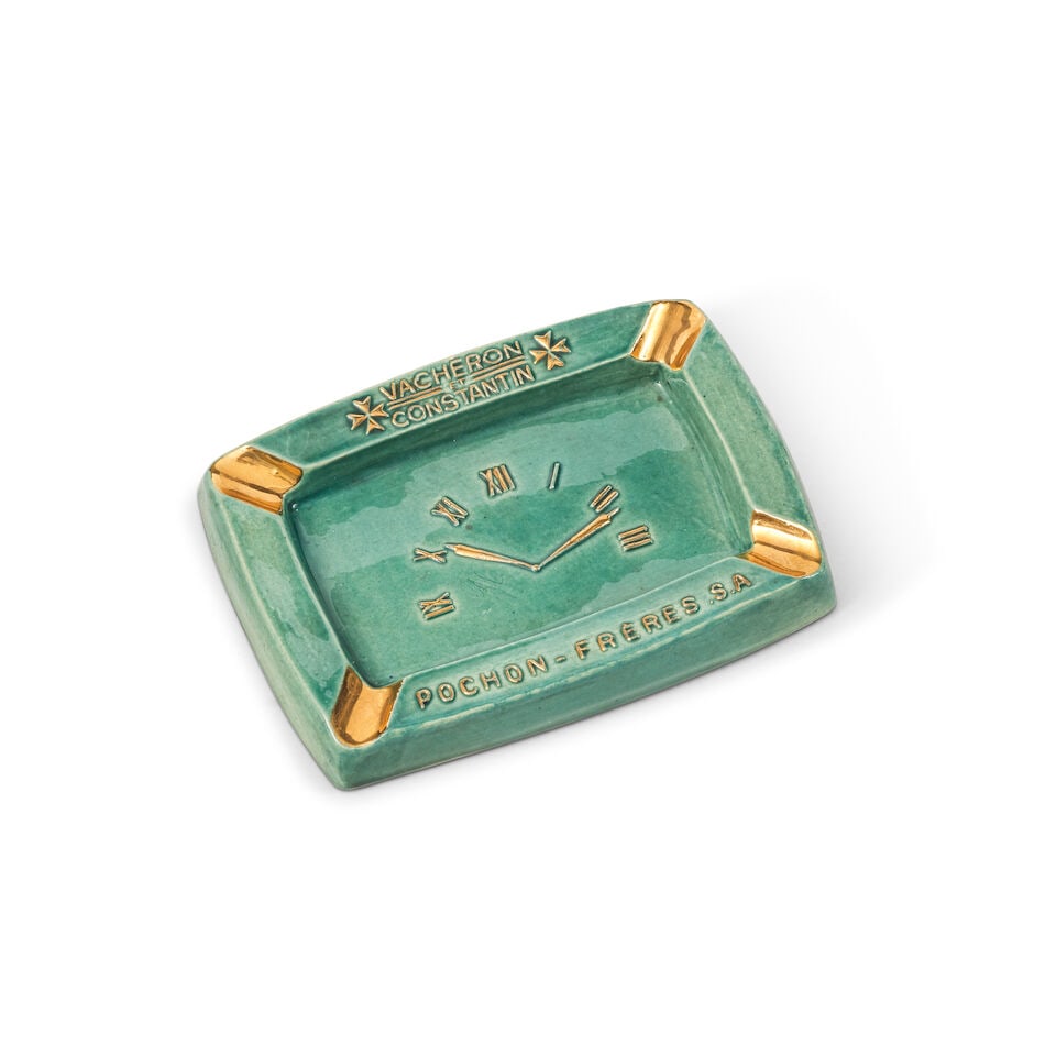Vacheron & Constantin. Green rectangular glazed ceramic ashtray Vacheron & Constantin. Cendrier...: Vacheron & Constantin. Green rectangular glazed ceramic ashtray Vacheron & Constantin. Cendrier rectangulaire vert en ceramique émaillé 11.5cm x 8cm Few chips but good general condition Thi