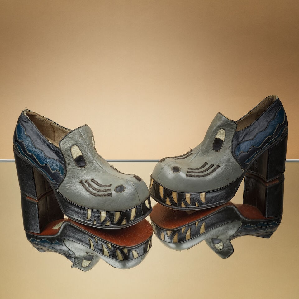 Verde, circa 1970/1975. Paire de mocassins Hippopotame Homme sur plateforme et talon, en cuir no... (1 of 1)