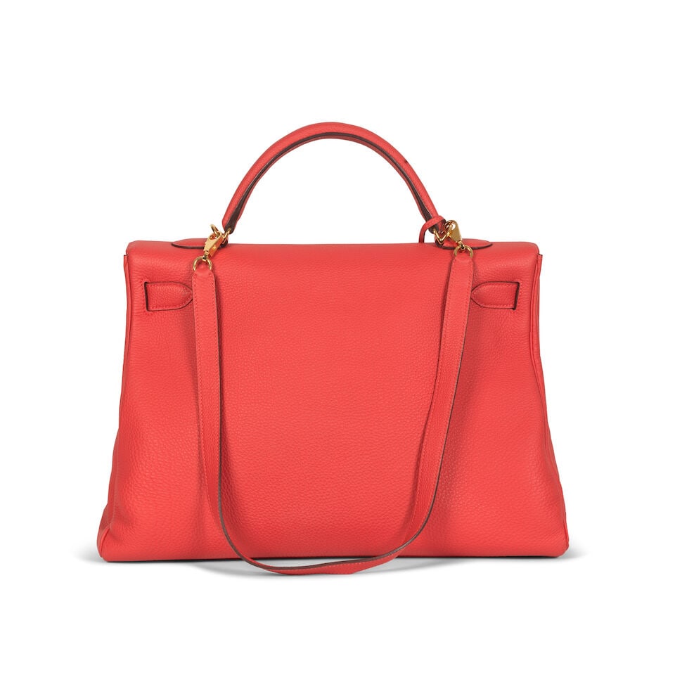 Hermès: a Flamingo Togo Leather Kelly 40 2014 (includes padlock, keys, cloche, shoulder str... - 3