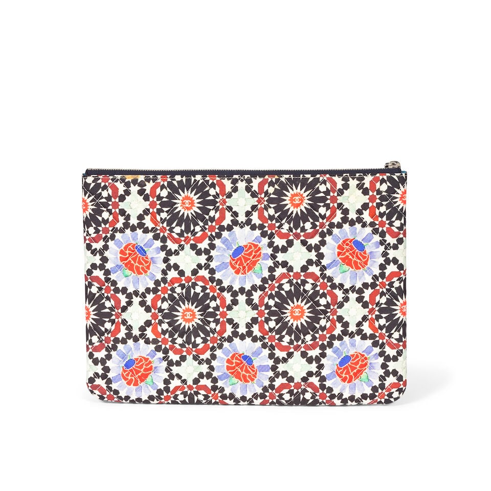 Chanel: a Paris-Dubai O Case 2014 VIP Gift (includes serial sticker) - 2