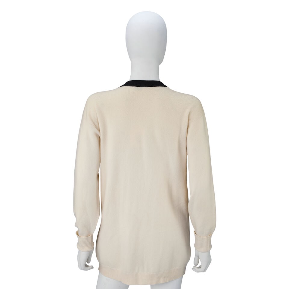 Chanel: a Black and White Knitted Cardigan 2000s - 2