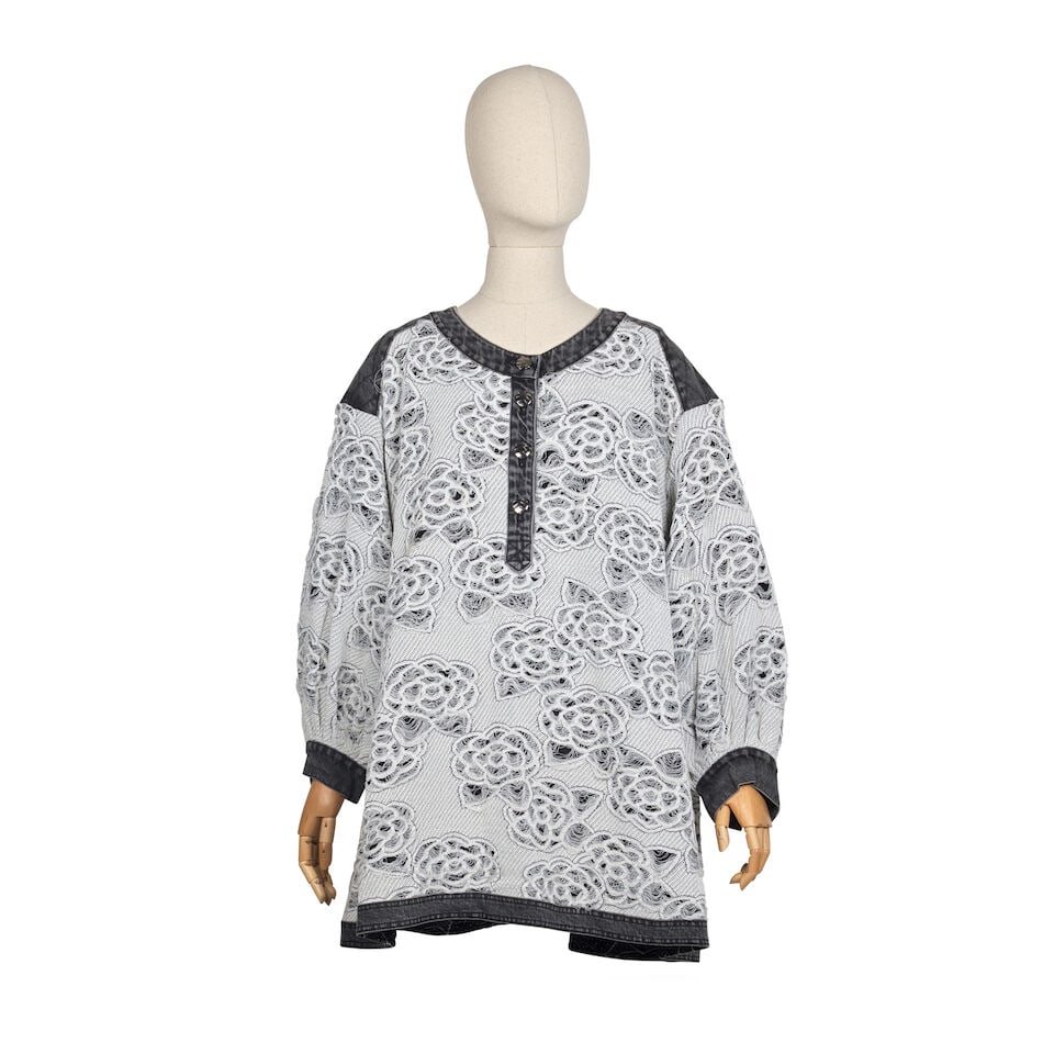 Chanel: a White Lace and Grey Denim Oversized Dress Spring 2018 (1 of 2)