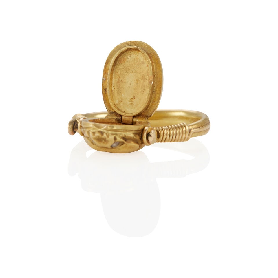 VICTORIAN 18K GOLD 'POISON' SCARAB RING - 2
