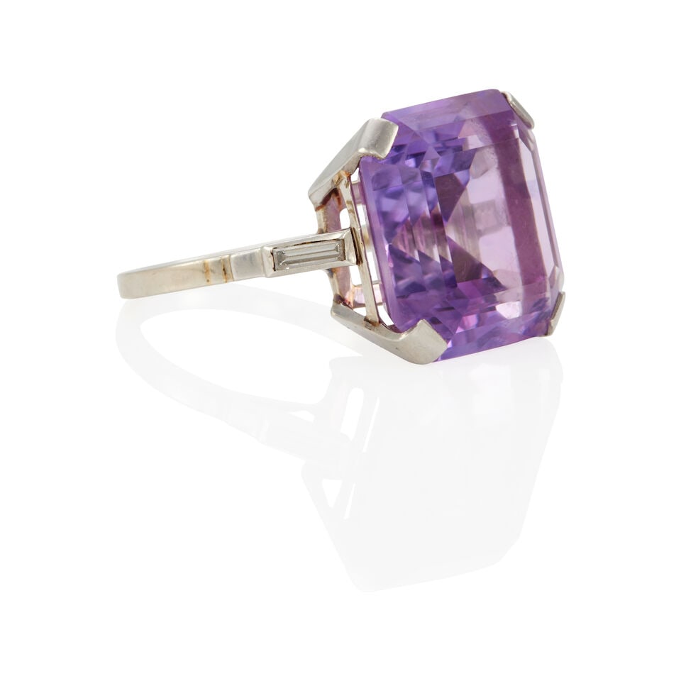 VINTAGE 14K GOLD, AMETHYST AND DIAMOND RING - 3