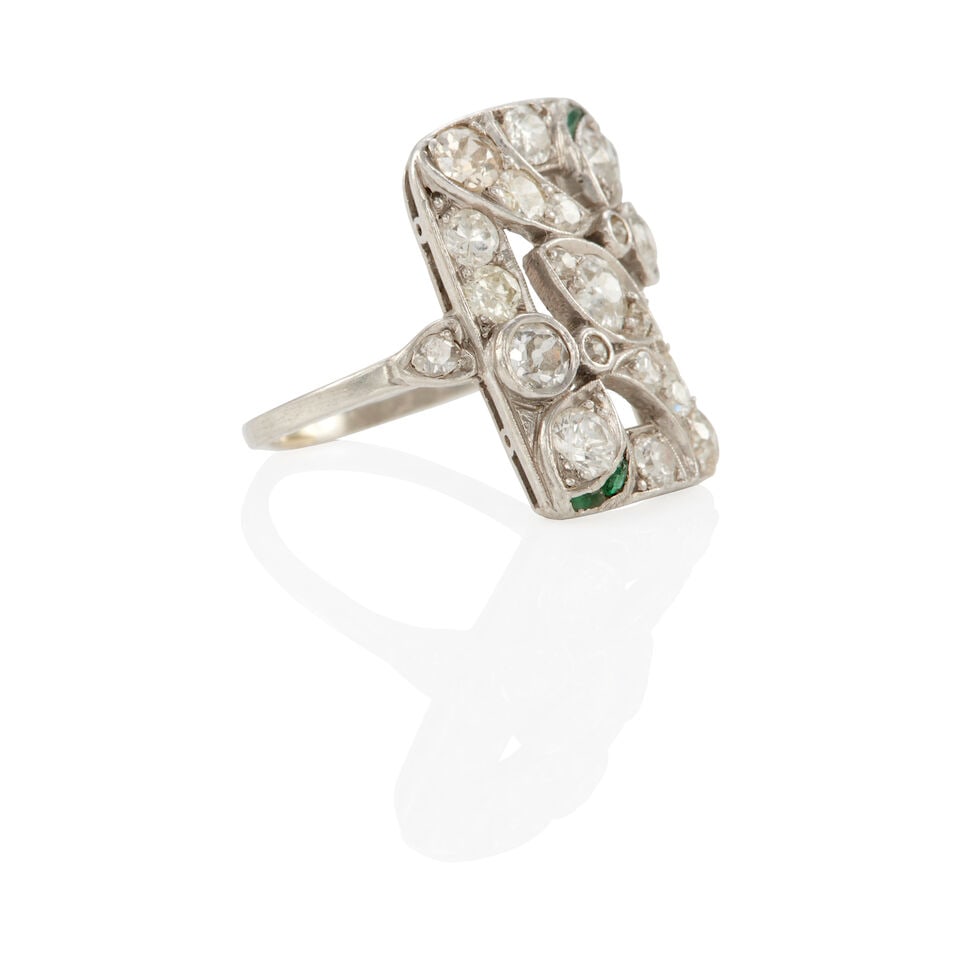 ANTIQUE PLATINUM, EMERALD, AND DIAMOND RING - 2