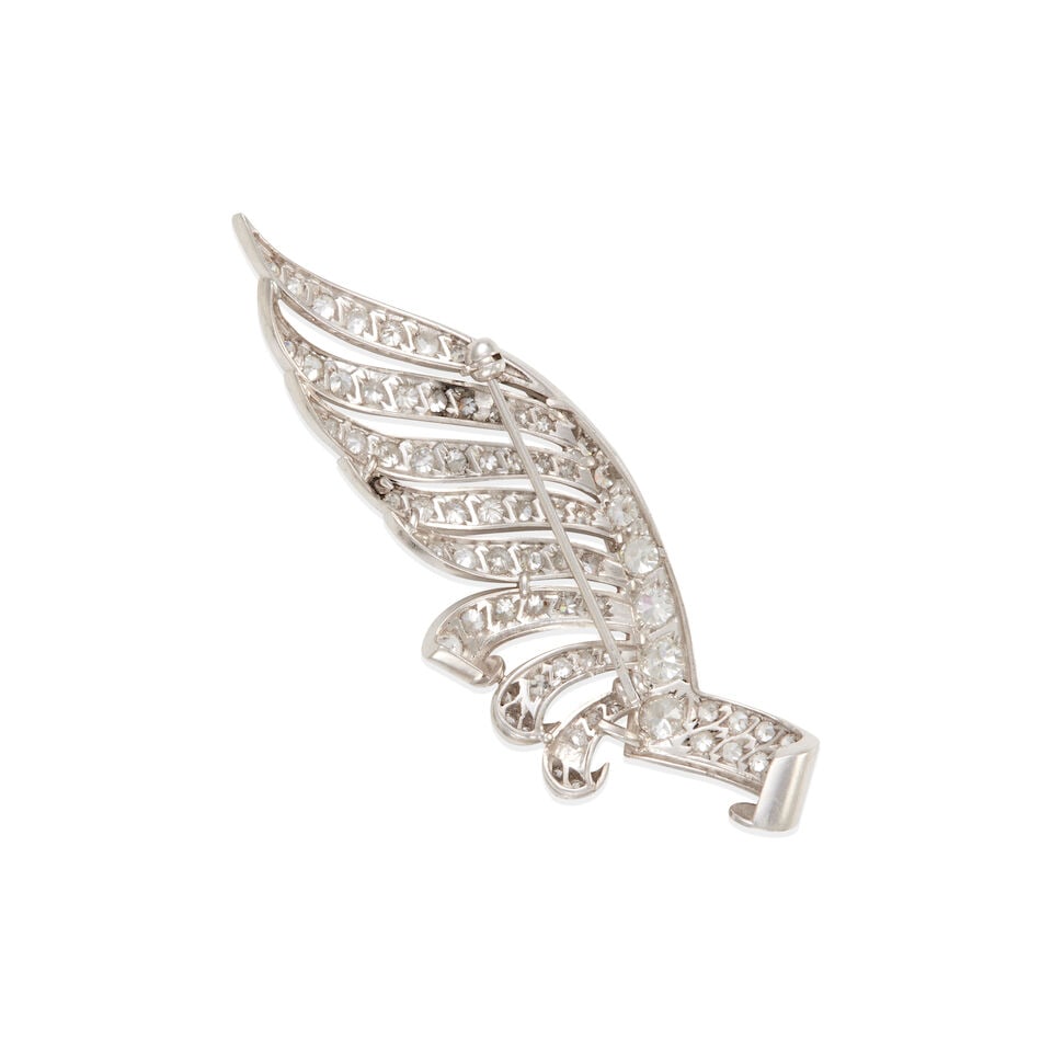 ART DECO PLATINUM AND DIAMOND WING BROOCH - 2