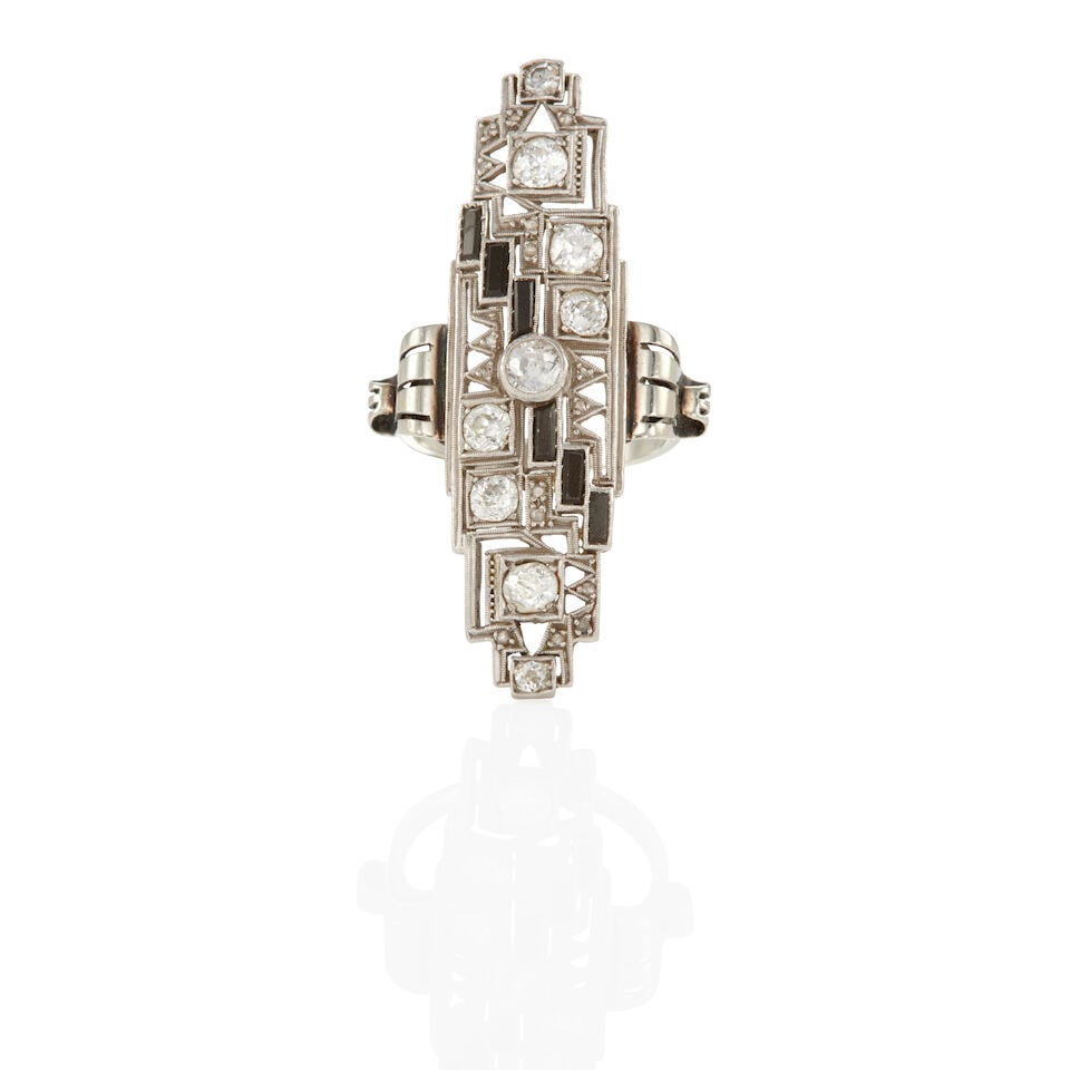 ART DECO 14K GOLD, DIAMOND, AND ONYX RING: ART DECO 14K GOLD, DIAMOND, AND ONYX RING •14k white gold •Numerous round Old European and round rose diamonds weighing approximately 1.20 - 1.30 carats total •6 rectangular faceted