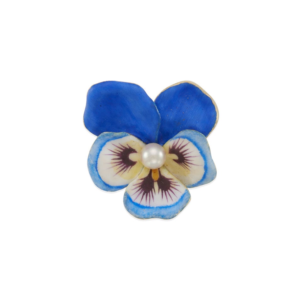 ART NOUVEAU 14K GOLD, PEARL, AND ENAMEL PANSY BROOCH: ART NOUVEAU 14K GOLD, PEARL, AND ENAMEL PANSY BROOCH •14k yellow gold •1 spherical half-drilled pearl measuring approximately 5.60 mm in diameter •Dimensions: 1 1/8 in x 1 1/8 in 