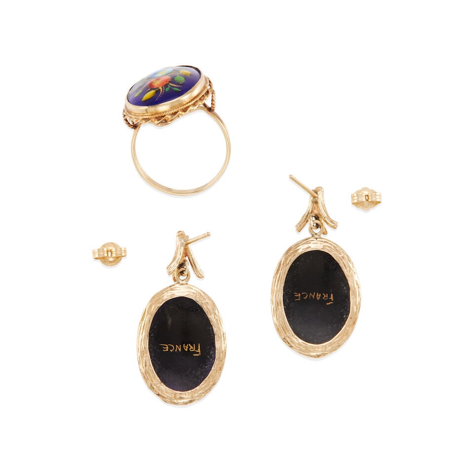 VINTAGE 14K GOLD AND ENAMEL SET - 2