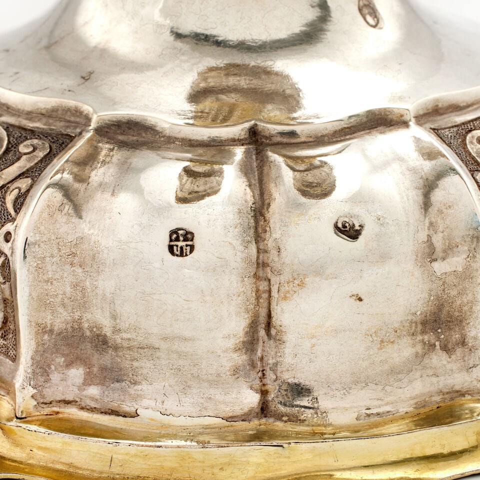 A large mid-18th century Austro-Hungarian silver and parcel-gilt cup and cover makers mark 'GP' ... - 3