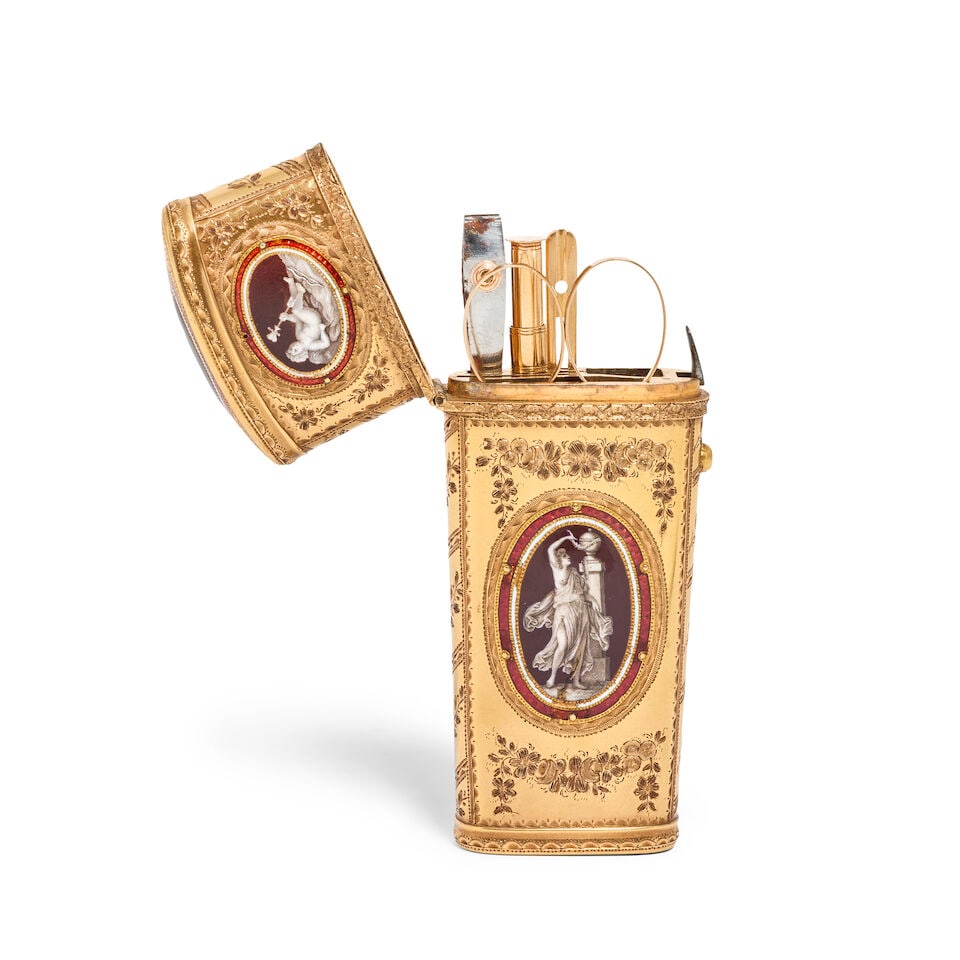 A George III gold and enamel etui apparently unmarked, possibly by James Morisset - 2