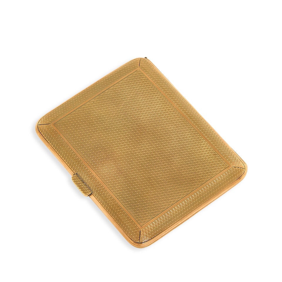 A 9 carat gold cigarette case Mappin & Webb, London 1926 (1 of 4)