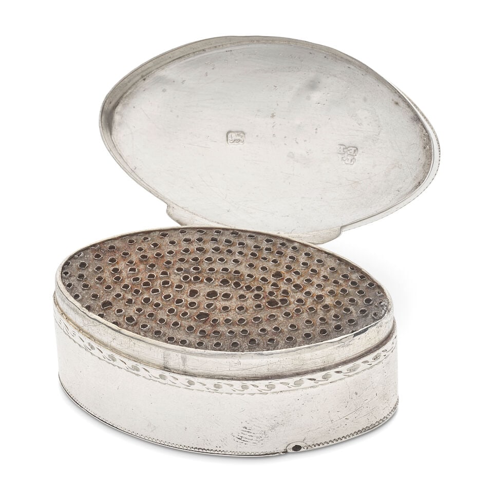 A George III silver nutmeg grater Thomas Phipps and Edward Robinson, London 1786 - 2