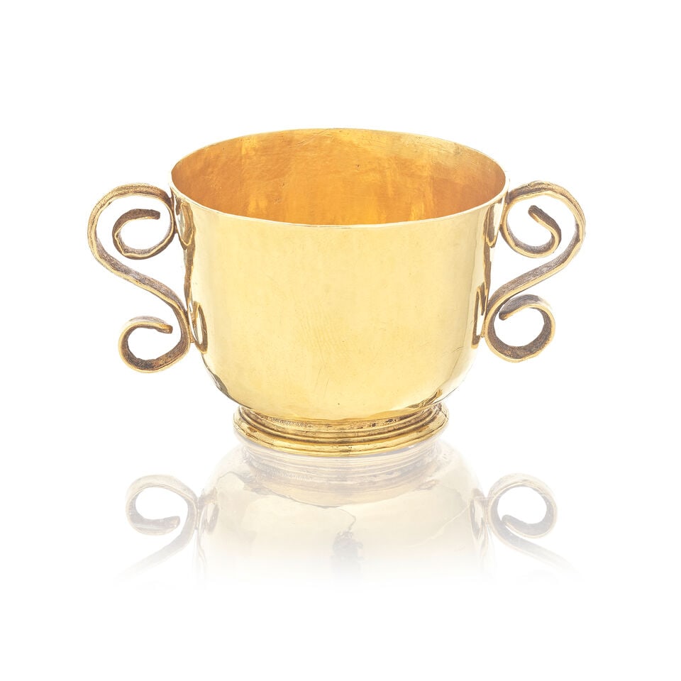 A rare Charles II gold miniature porringer with only maker's mark IH with a pellet below and abo... (1 of 3)