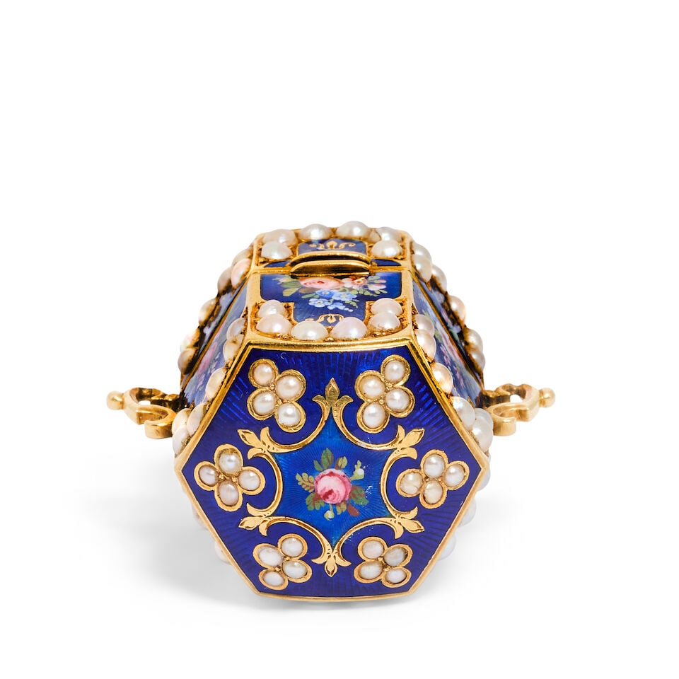 A 19th century Swiss gold, enamel and pearl set pendant vinaigrette apparently unmarked, - 2