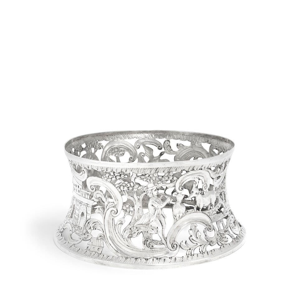 A Victorian silver dish ring Langley Archer West (West & Son), of Dublin, London 1895 - 3
