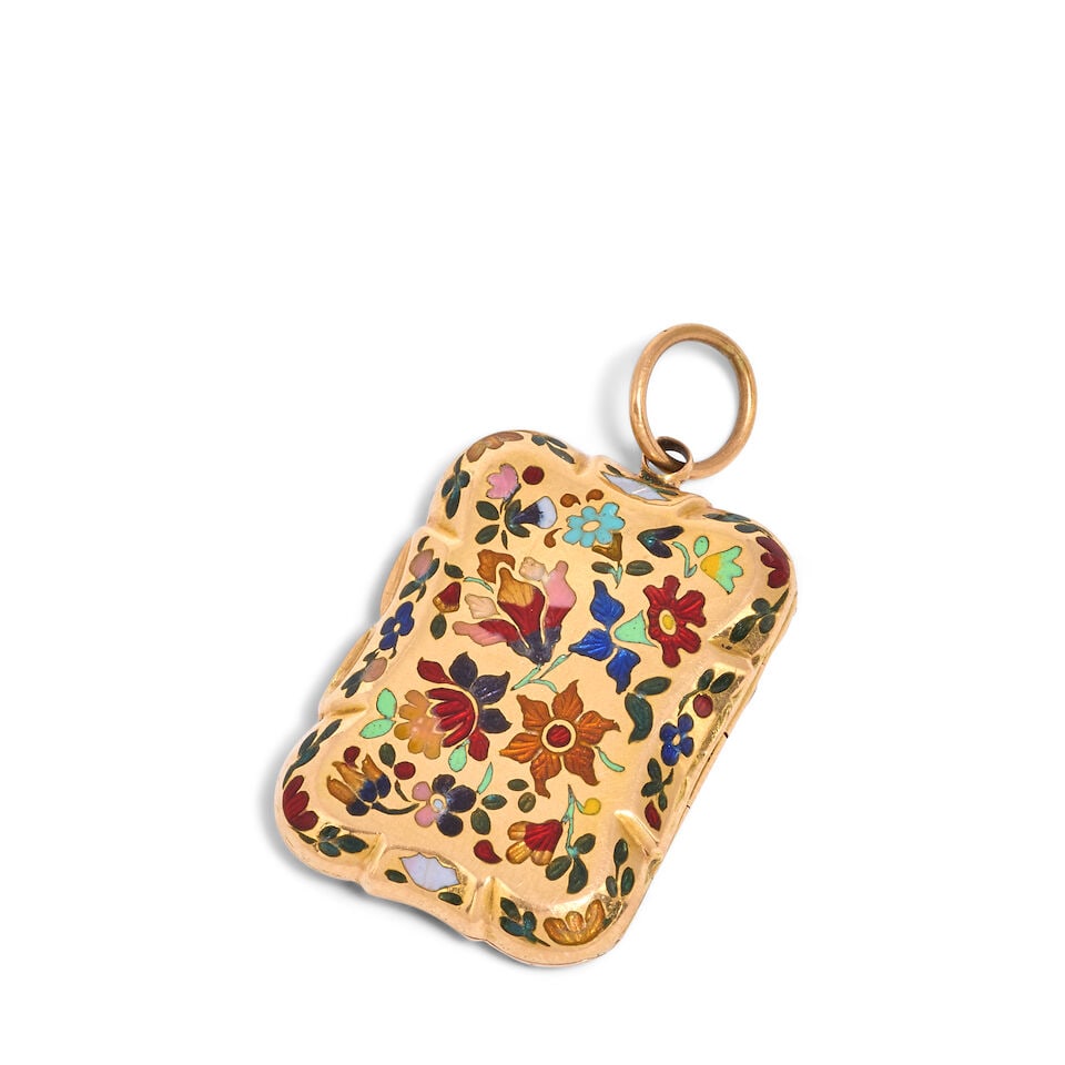 A 19th century Swiss gold and enamel vinaigrette unmarked, with French 1819 - 1838 import mark: A 19th century Swiss gold and enamel vinaigrette unmarked, with French 1819 - 1838 import mark Shaped-rectangular form, with circular suspension loop, the whole with champlevé polychrome enamel o