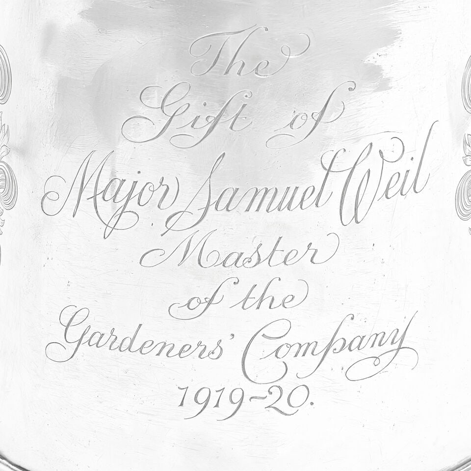 A Charles II silver lidded tankard maker's mark TL with device below, London 1670 - 3