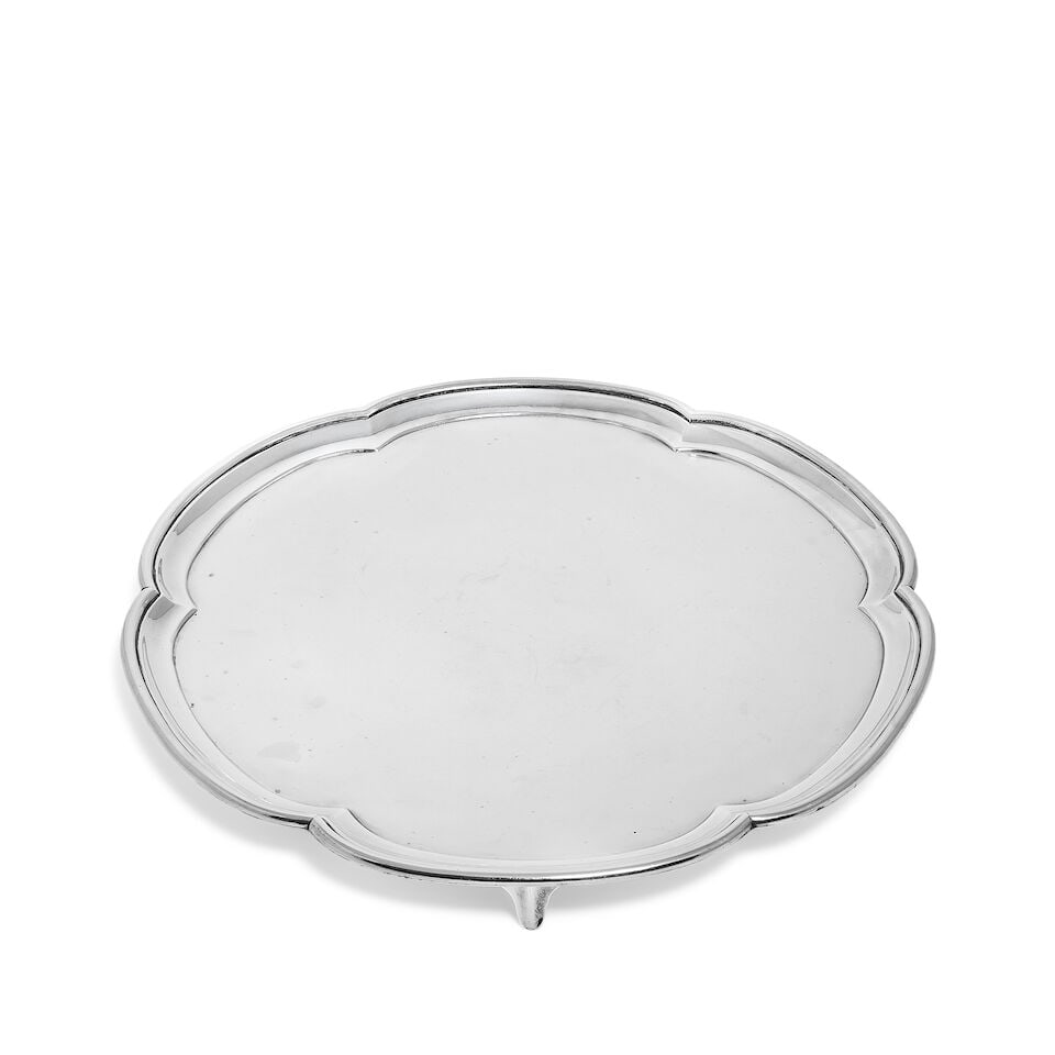 A silver salver Atkin Brothers, Sheffield 1933 (1 of 2)