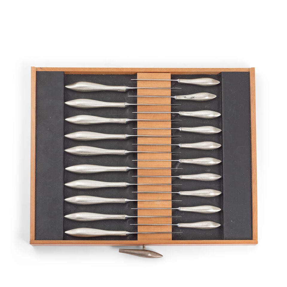 A modern design silver table service of flatware and cutlery in a bespoke designed wood canteen... - 6
