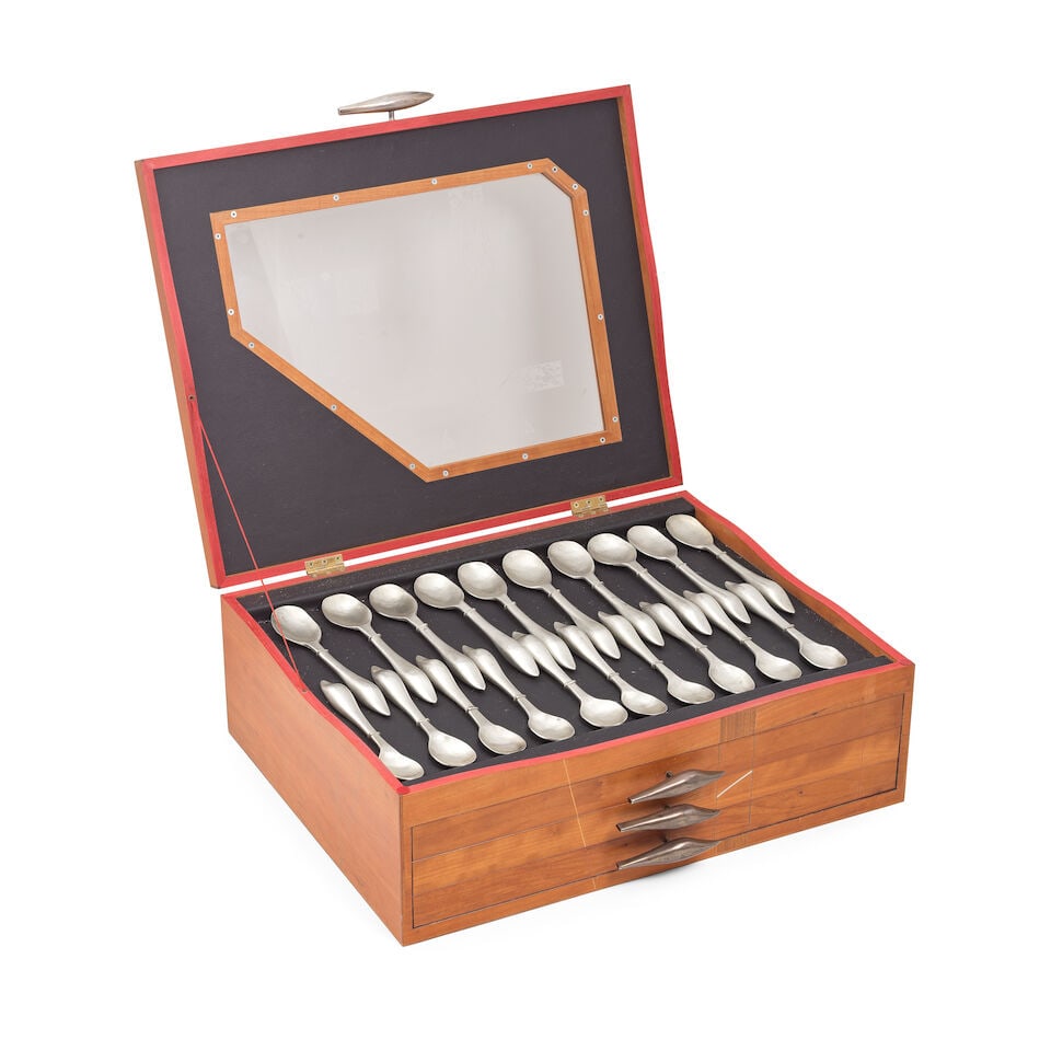 A modern design silver table service of flatware and cutlery in a bespoke designed wood canteen... - 8