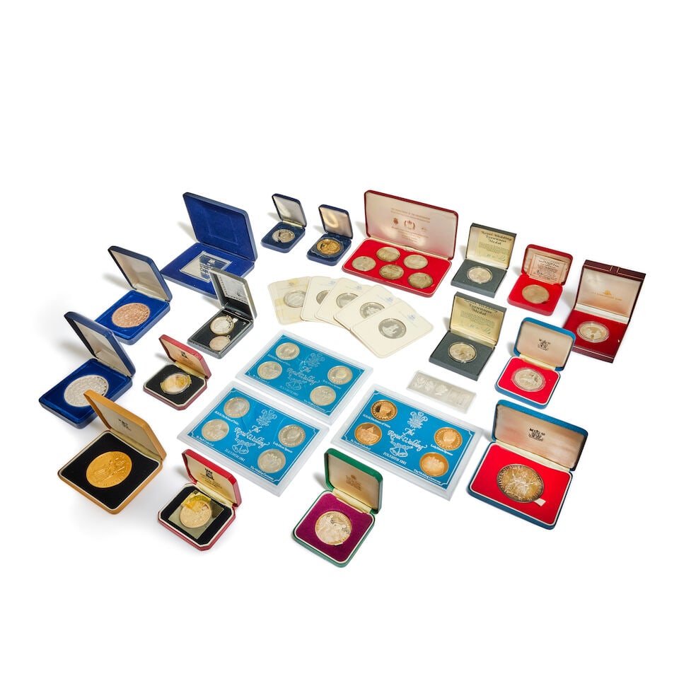 A collection of ten silver commemorative medallions for '1977 Silver Jubilee, Queen Elizabeth II... (1 of 2)
