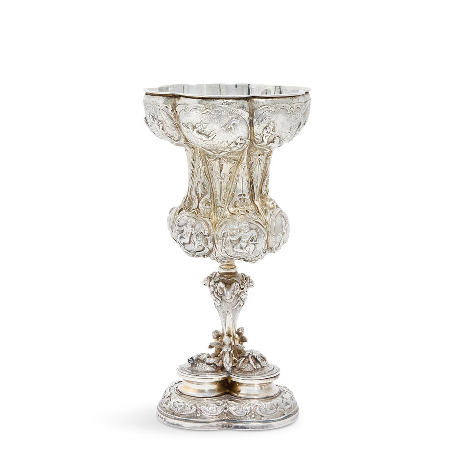 A Victorian silver goblet Henry Bourne, Birmingham 1881: A Victorian silver goblet Henry Bourne, Birmingham 1881 Renaissance style, electroformed, profusely embossed, with hexafoil shaped bowl with plain polished lined interior, the waisted lobed sides each