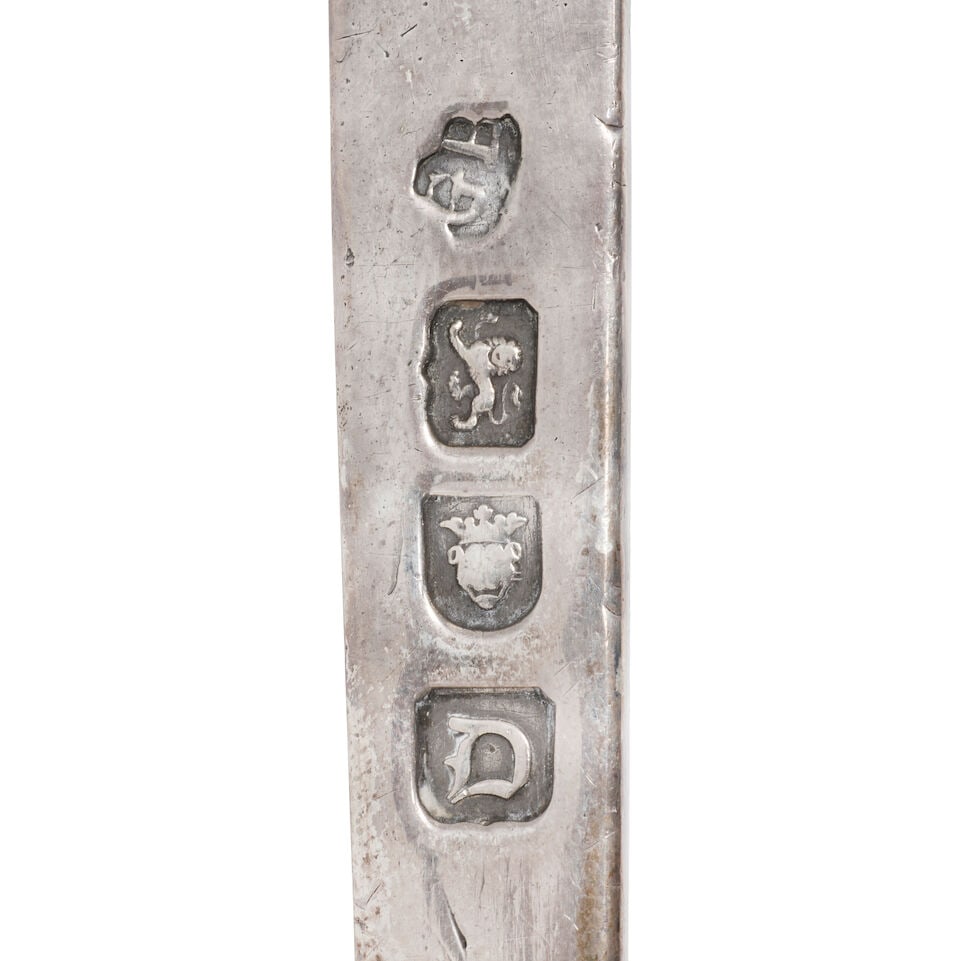 A George III silver skewer, presented in a modern fitted case Louisa Courtauld & George Cowles. ... - 3