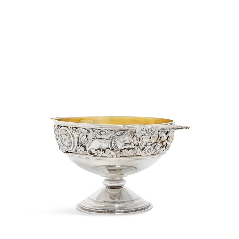 A Victorian silver quaich S Smith & Son, London 1875 - 4