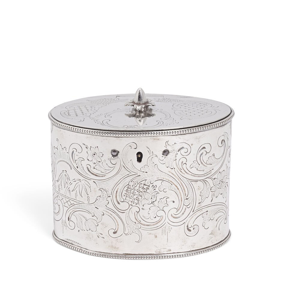 A George III silver tea caddy Robert Hennell, London, 1784 (1 of 2)
