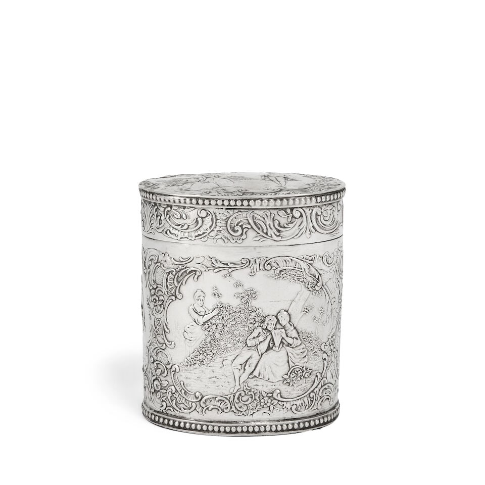 A German silver lidded pot Hanau, unidentified maker (1 of 4)