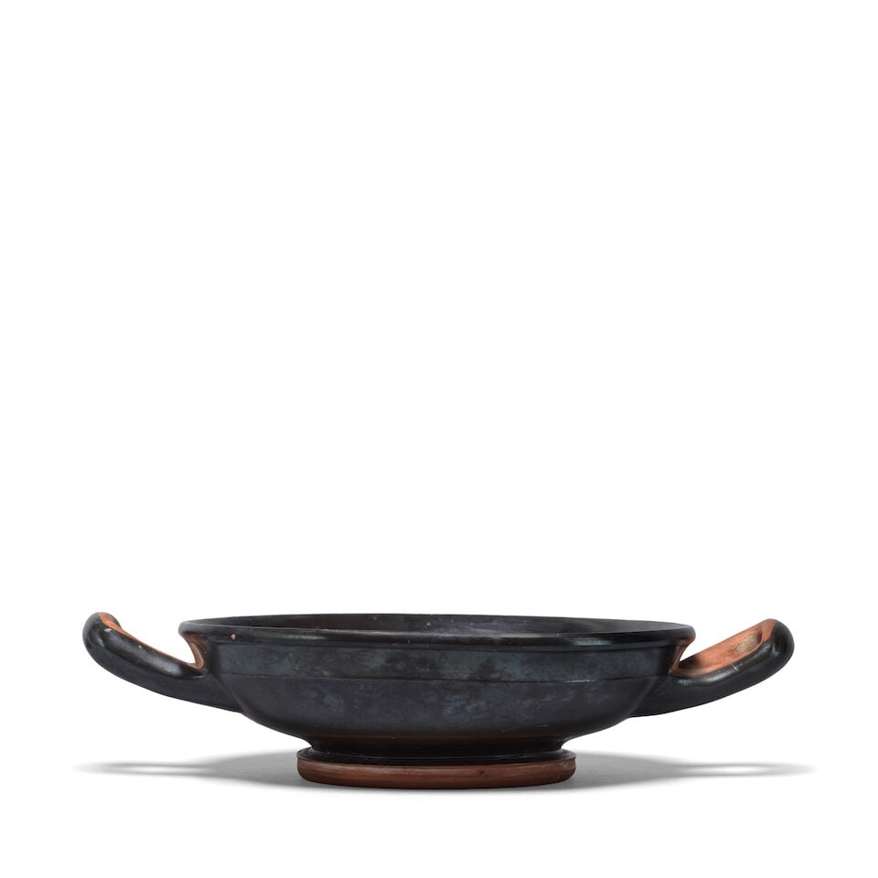 An Attic black-glazed stemless kylix - 2