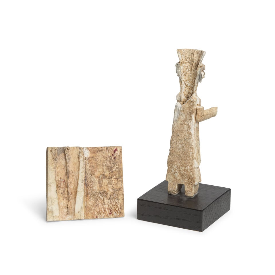 A Roman bone doll and a Roman carved bone plaque 2 - 2