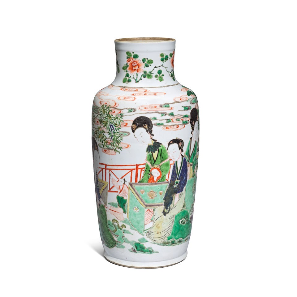 A FINE GILT-EMBELLISHED FAMILLE VERTE 'LADY AND BOYS' ROULEAU VASE Kangxi - 3