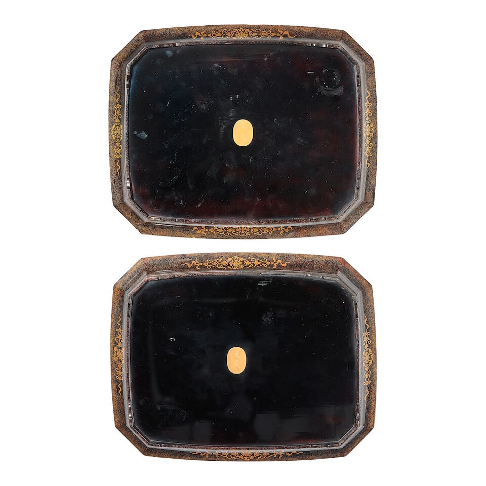 A PAIR OF SHIBAYAMA-INLAID GOLD LACQUER TRAYS By Komin, Meiji period (2) - 2