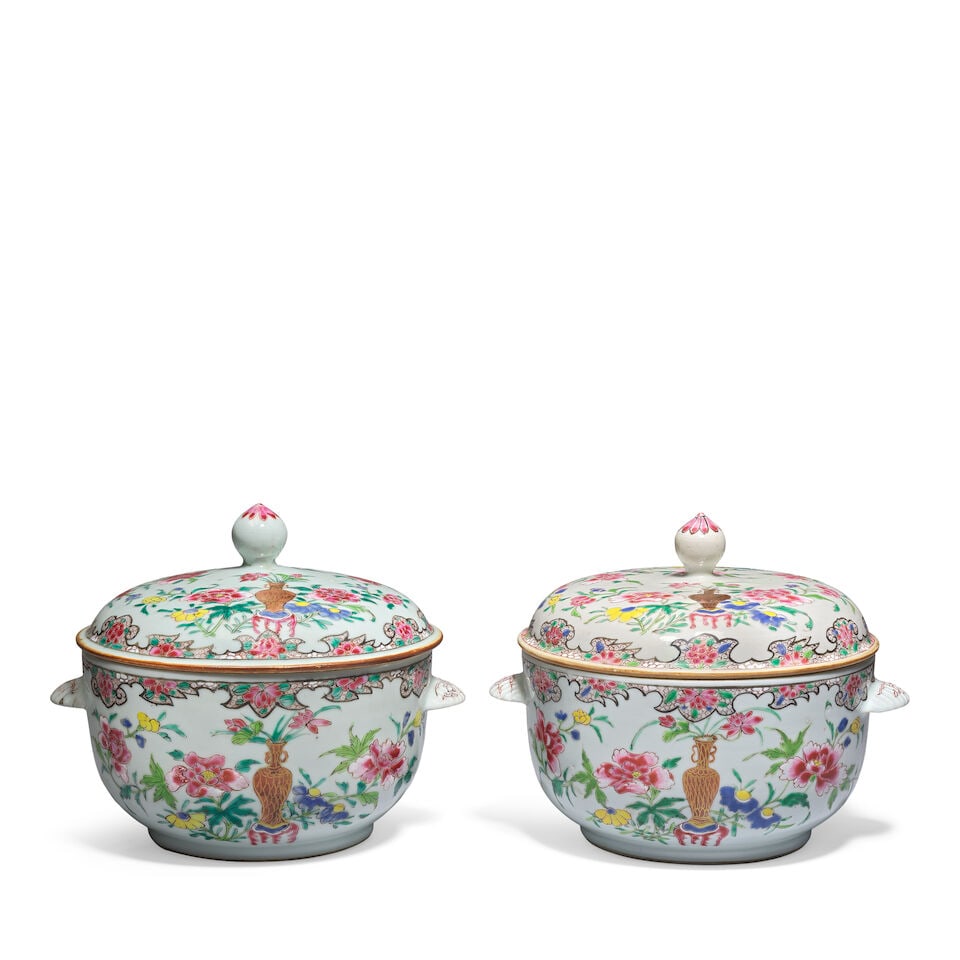 A PAIR OF FAMILLE ROSE CIRCULAR TUREENS AND COVERS Yongzheng (4) - 2